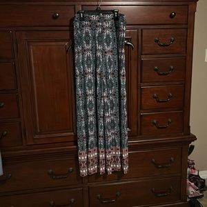 Palazzo pants. Size medium.